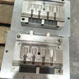 長安塑膠模具制造與塑膠制品產(chǎn)業(yè) 技術(shù)與創(chuàng)新驅(qū)動(dòng)的發(fā)展